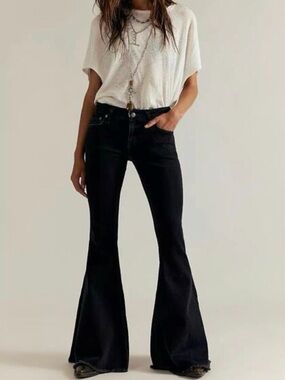 FREE PEOPLE We The Free Emre Low-Rise Flare Jeans